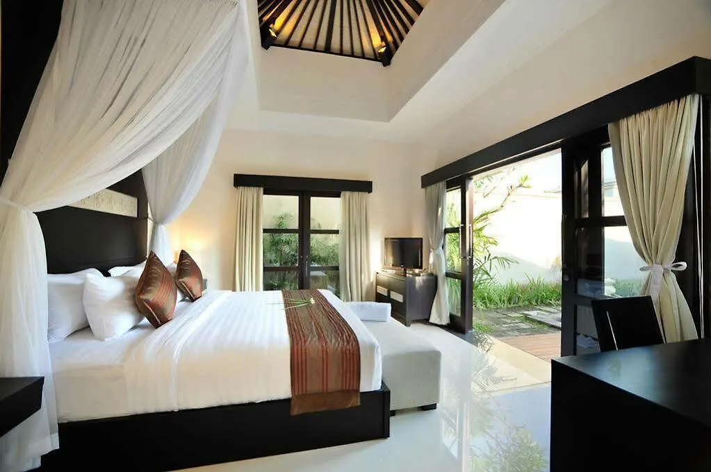 La Villais Kamojang Seminyak 3*, 세미냑