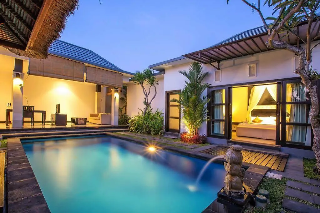 La Villais Kamojang Seminyak Hotel